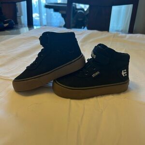 Etnies Kids Black High-Top Sneakers with Gum Sole